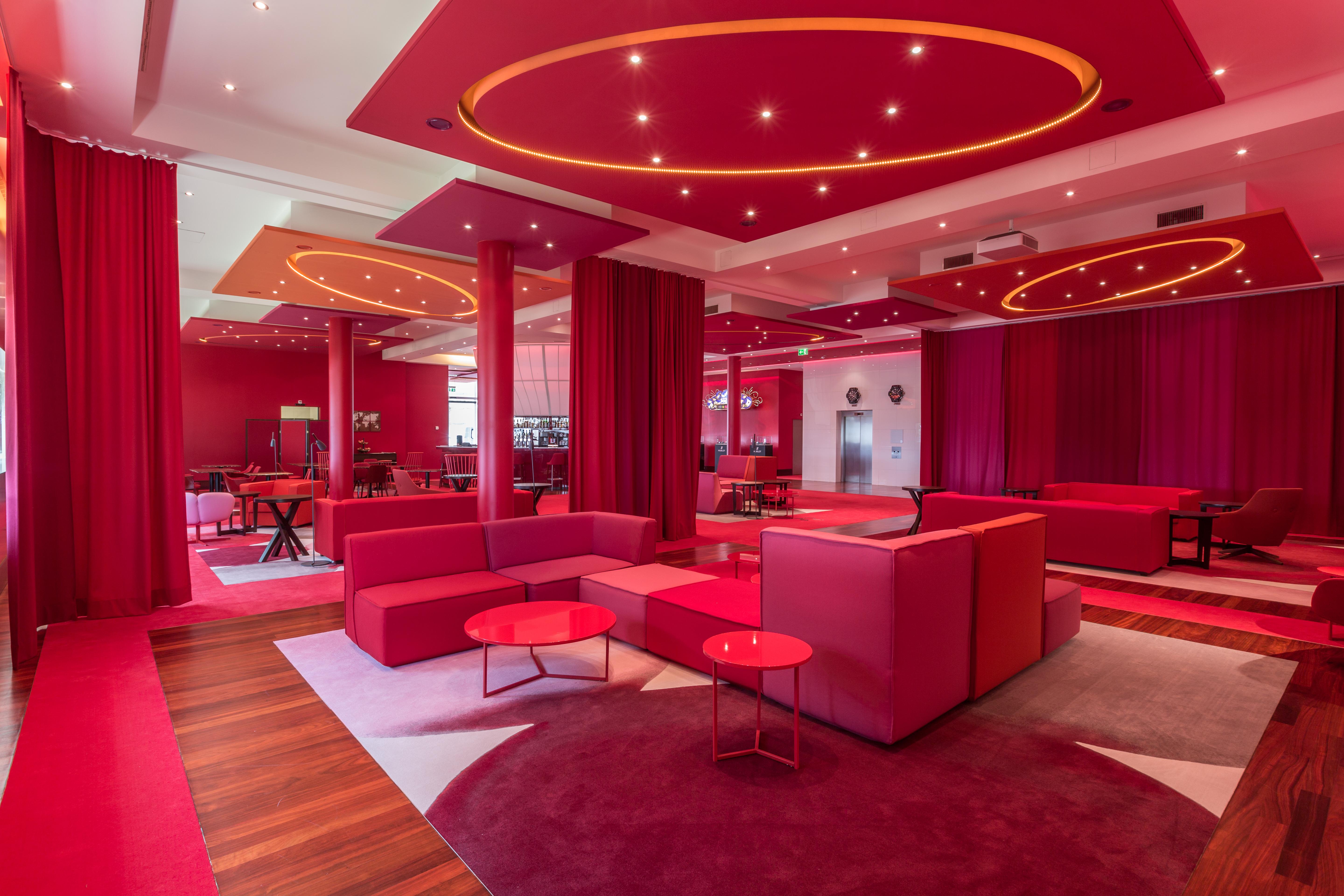 Airport - Convenient&friendly Hotel 3*